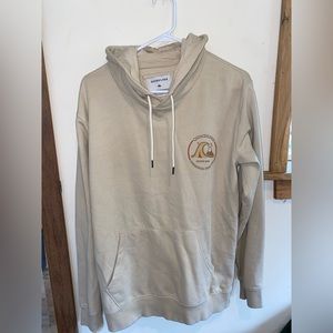 Used-like new mens large.